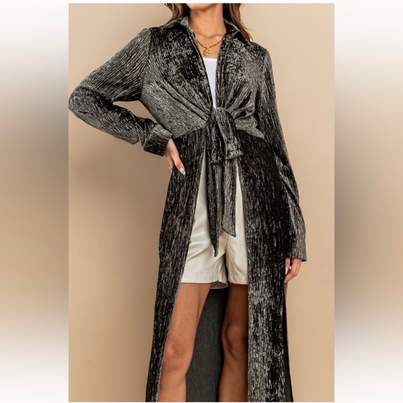 Cardigan - Picture 2 of 5